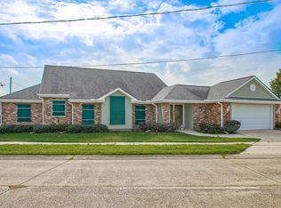 6300 W Metairie Ave, Metairie, LA 70003