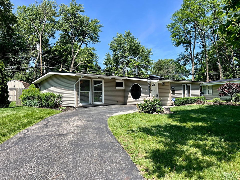 1st image of 153 Douglas Dr