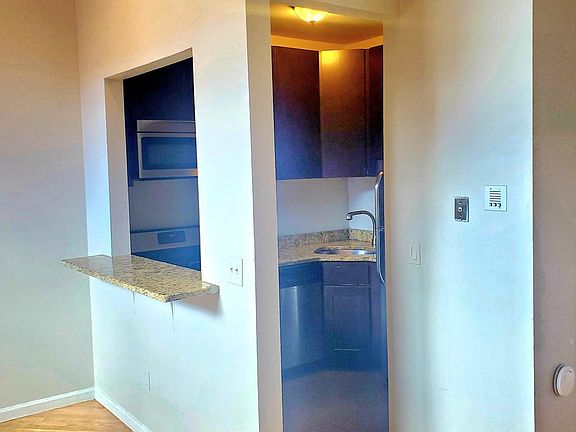3Br/2Bath