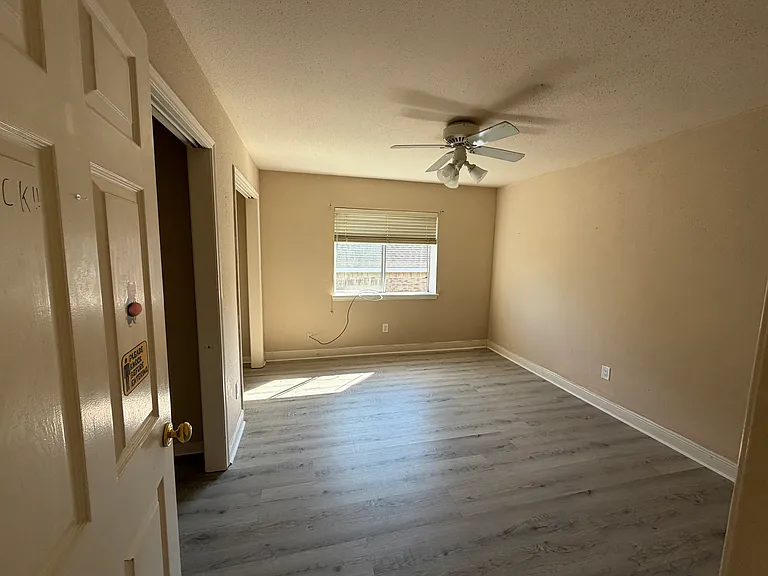 2931 Pepper Wood Dr — Photo 21