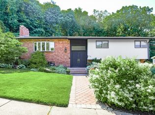 275 Country Club Rd, Newton, MA 02459