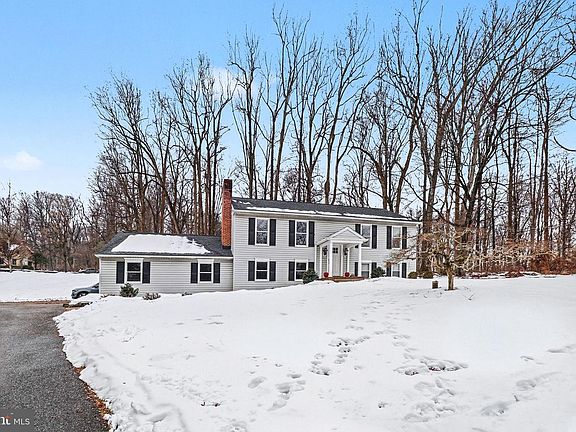 2nd image of 2156 Miller Rd