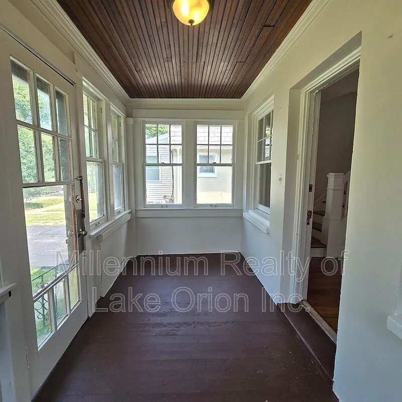 3 bed, 1.5 bath, 1256 sqft, $1,395 — Photo 4