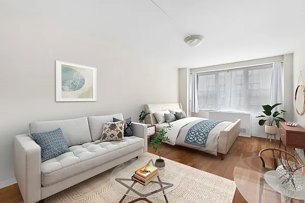 Sold by Compass | media 1