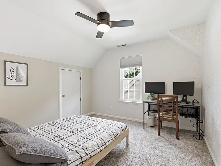 1706 Dallas Ave — Photo 23