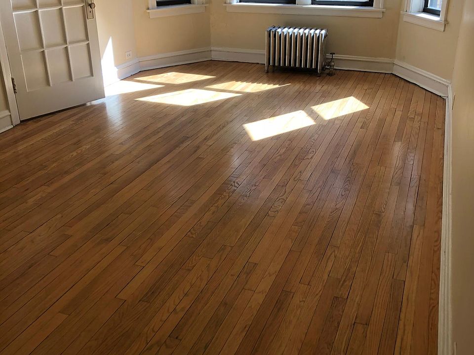 1st image of 6221 N Artesian Ave Floor 2