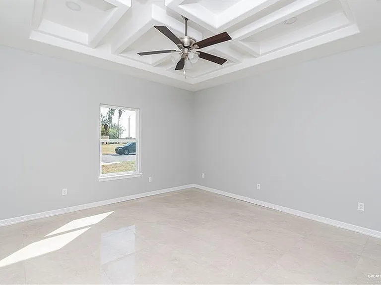 3205 Erica Ln — Photo 10