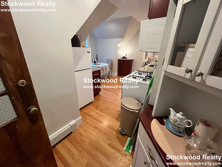 90 Lyndhurst St #5 — Photo 55