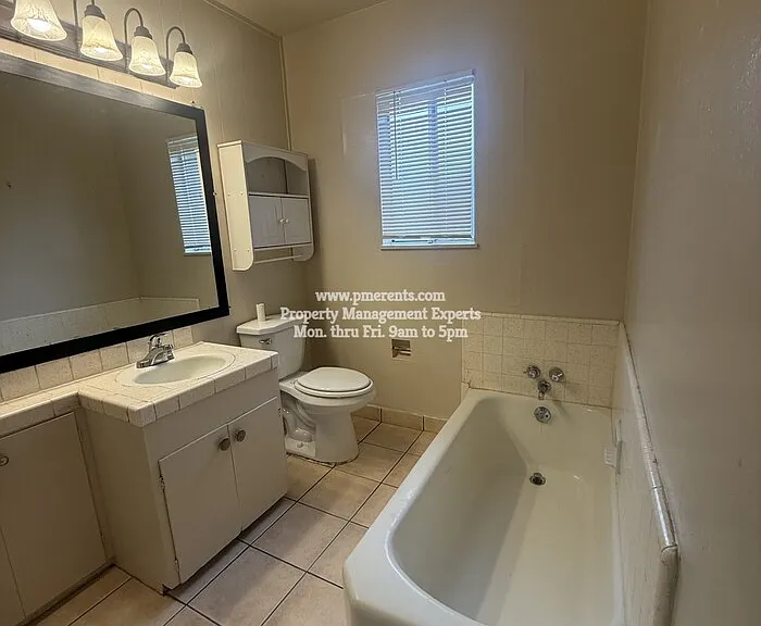 44 E Alder St — Photo 4