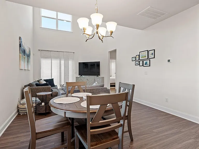 236 Marbella Grove Ct — Photo 8
