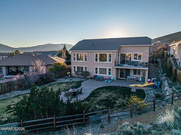 3rd image of 2784 Robb Dr