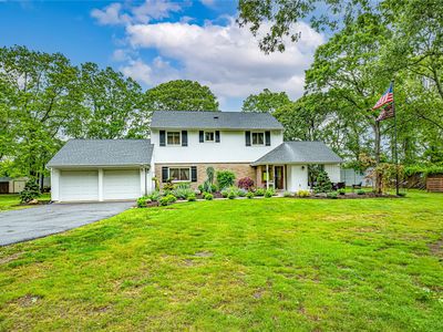 1A Revlon Court, Holtsville, NY, 11742