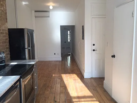 Rented by Dream Space Realty | media 23