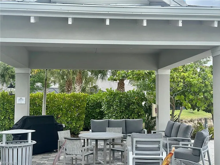 9179 Cayman Dr — Photo 41