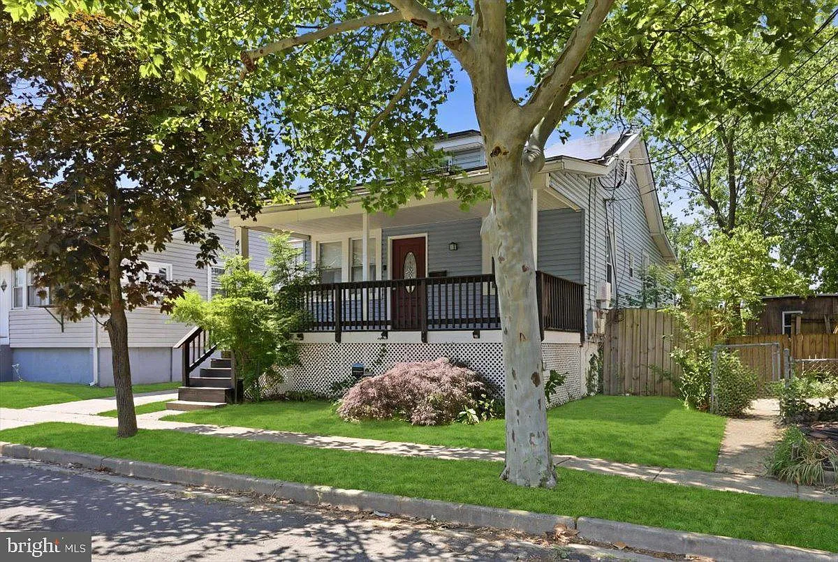3 bed, 3.0 bath, 1488 sqft, $3,150 — Photo 4
