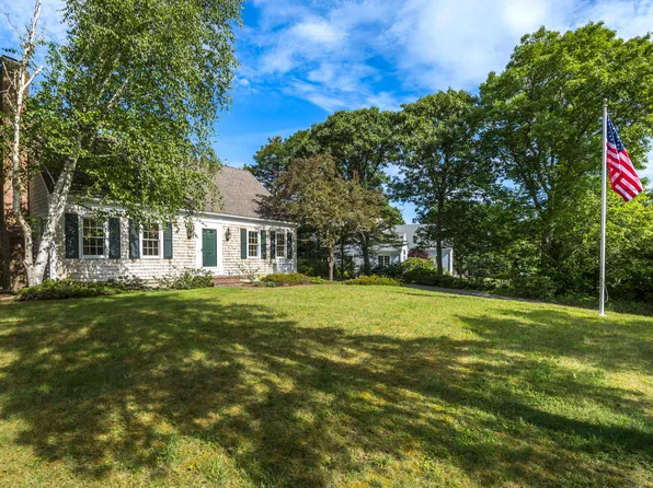 52 Court Street, North Chatham, MA 02650
