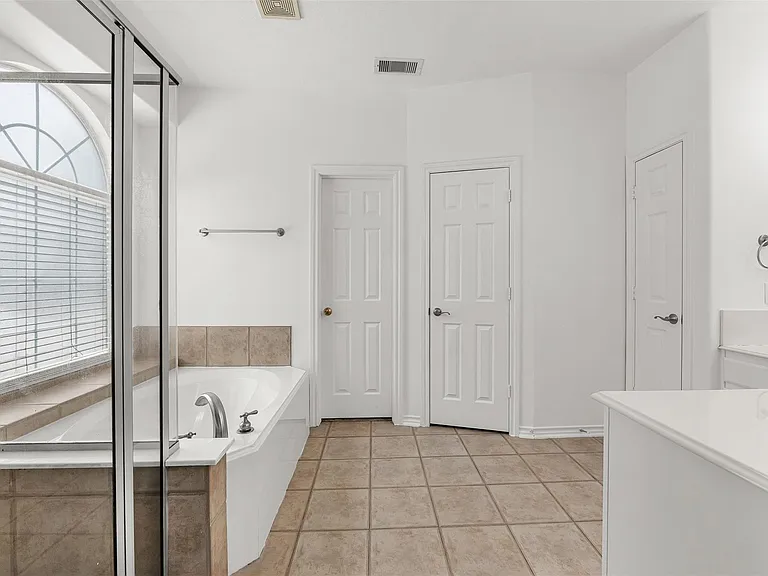 9507 Horton Landing Ln — Photo 10