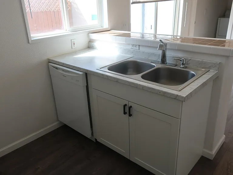 583 Morning View Cir — Photo 9
