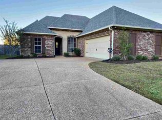 553 Stone Brook Pl, Brandon, MS 39042