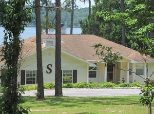 1910 Spring Lake Rd, Defuniak Springs, FL 32433