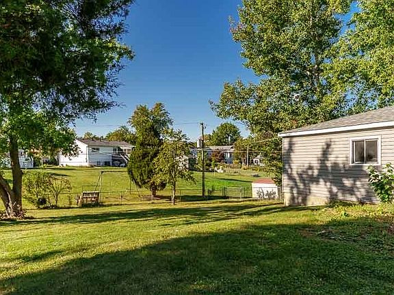 4th image of 7924 Westview Ln