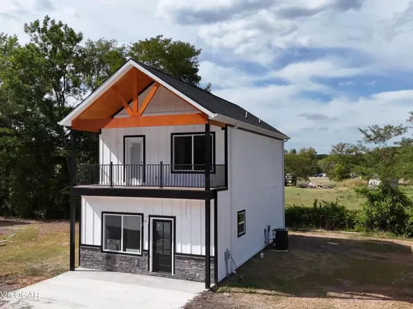 17 Havenway Ave, Pineville, MO 64856