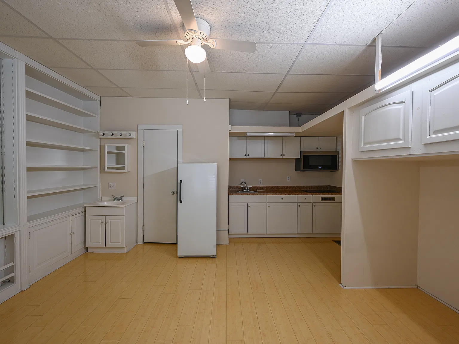 Studio, 280 sqft, $675 — Photo 2