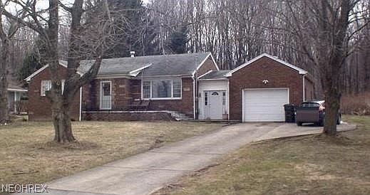 1st image of 378 Golf Dr SE