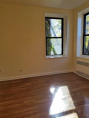Rented by Hillel Realty Group | media 11