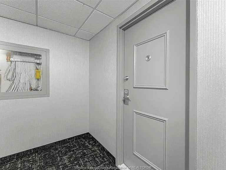 380 Pelissier St #1103 — Photo 4