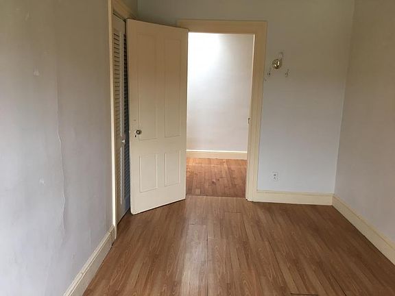4th image of 426 Broadway St #5