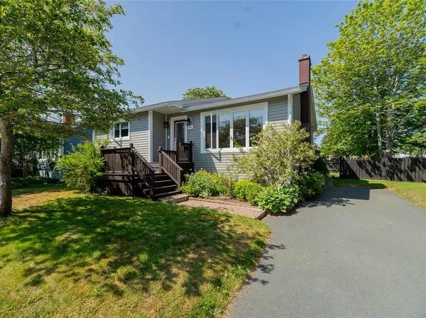 44 Roosevelt Avenue, Mount Pearl, NL A1N1Z8