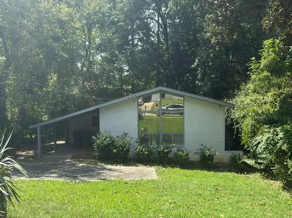 325 Oak Dr SE, Atlanta, GA 30354