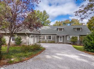 55 1st St, Tryon, NC 28782