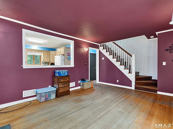 5th image of 231 Gorham Avenue