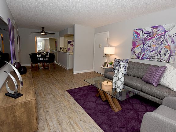 3rd image of 2901 N Dale Mabry Hwy APT 907