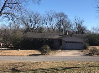 594 Park St, Decatur, AR 72722