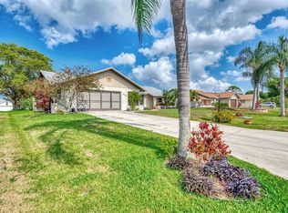 5832 Monroe Rd, Venice, FL 34293