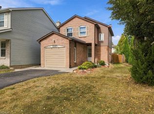 2197 Pembroke Ct, Burlington, ON L7P3X8