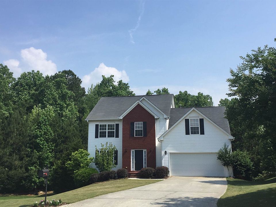 1st image of 704 Buckhorn Ct