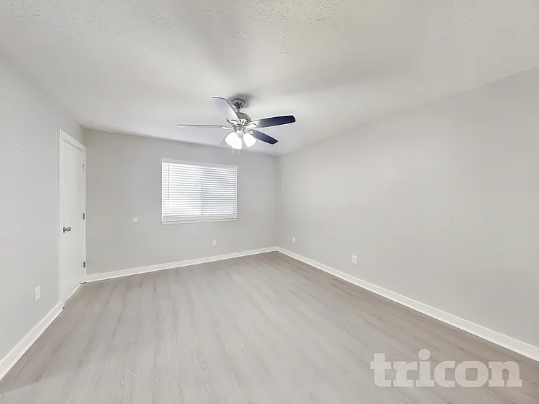 8712 Plymouth Rock Rd NE — Photo 7