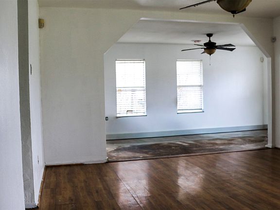 4th image of 3458 Tioga St