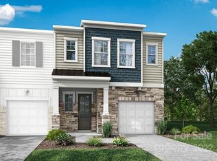 1040 Grays Mill Rd, Charlotte, NC 28215