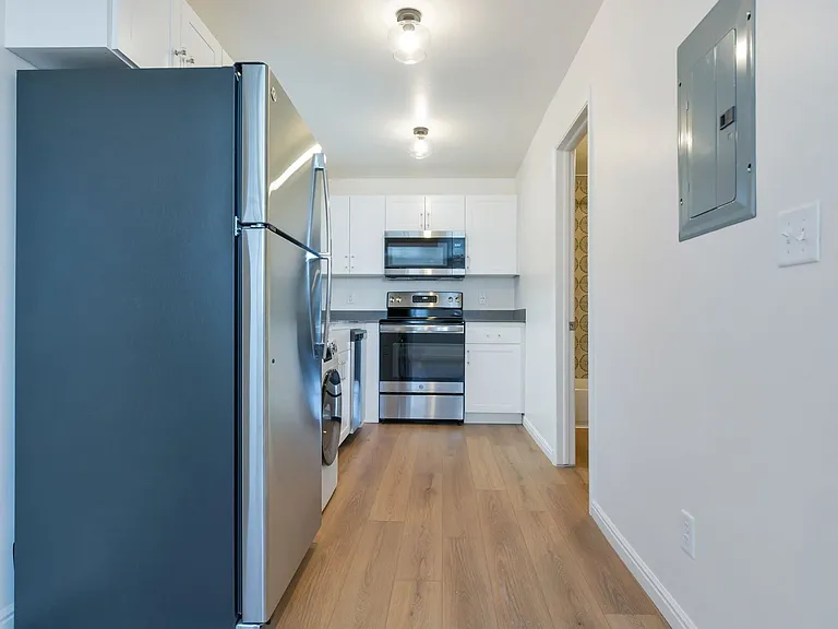 277 N St — Photo 6