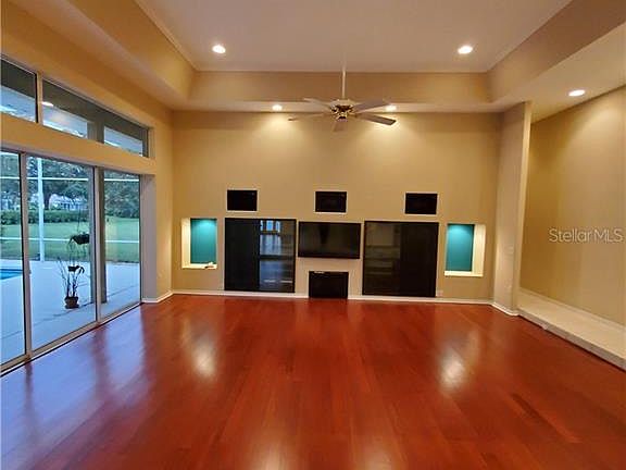 4th image of 8304 Mareva Ln