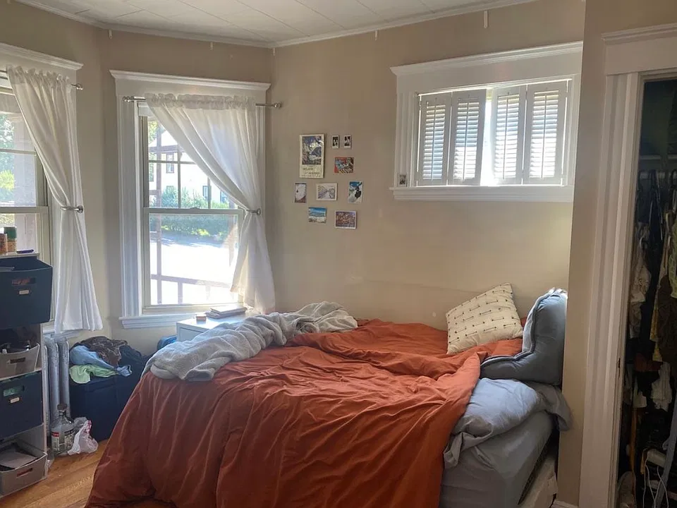 69 Hillsdale Rd #1