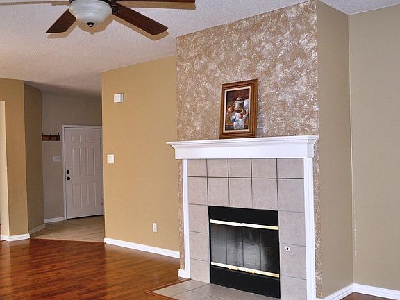 Living Room with Gas Fireplace