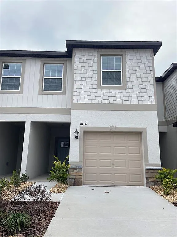 Building Photo - 10114 Honey Hammock Way
