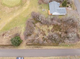 301 Octopus Ave NE, Ocean Shores, WA
