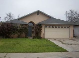 41691 Colony St, Orosi, CA 93647